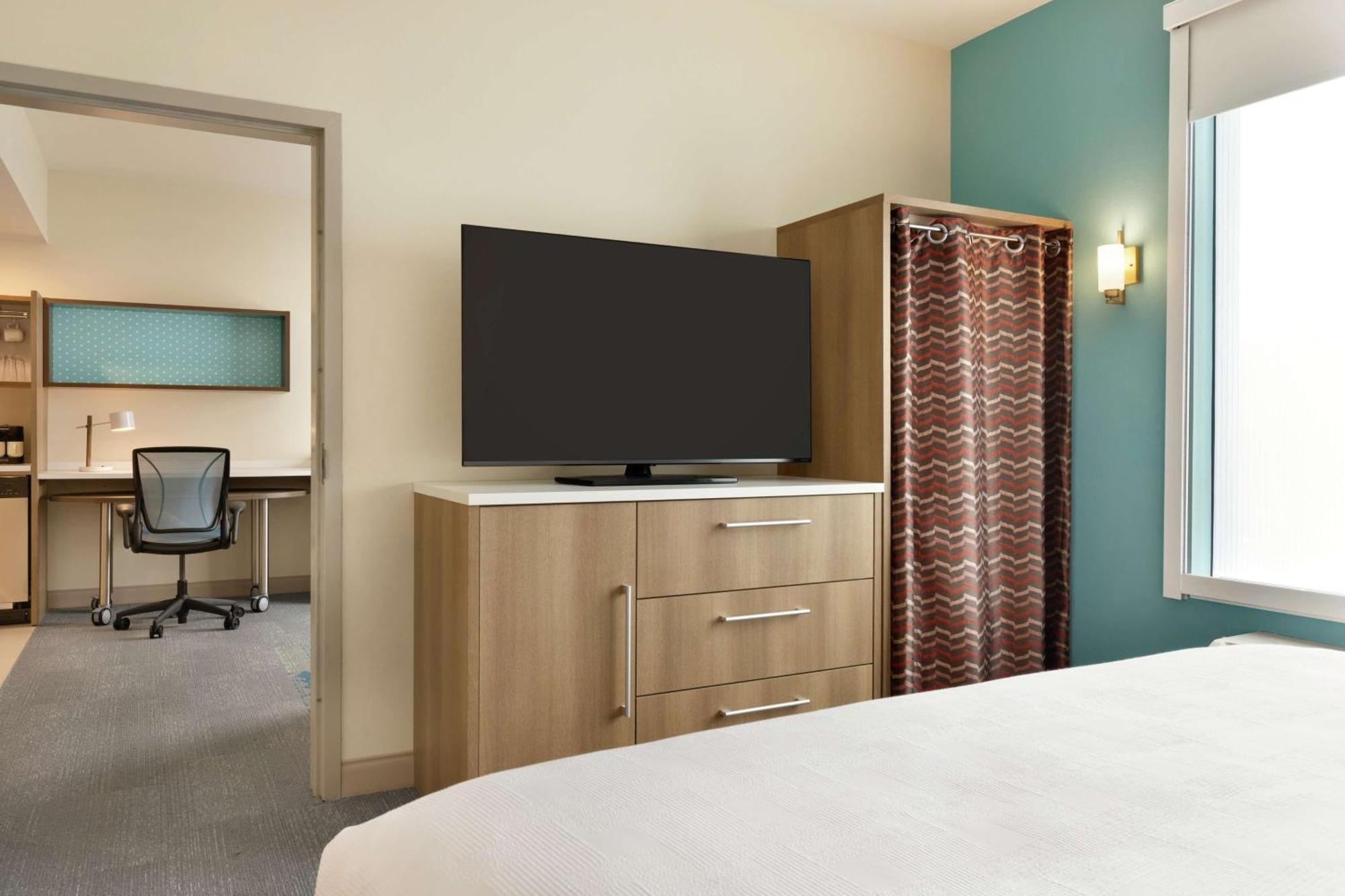 Home2 Suites By Hilton New Brunswick, Nj Kültér fotó